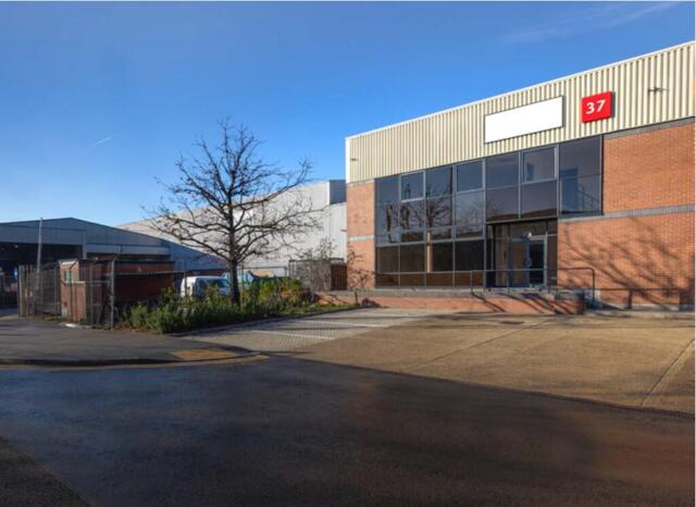 Unit,segro Metropolitan Park, Warehouse To Lease