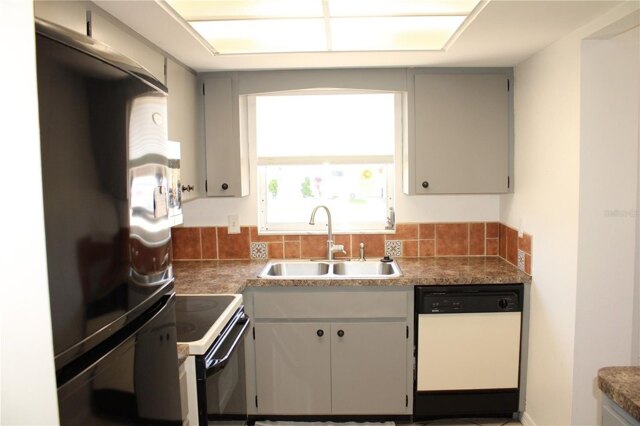 Live Oak Cir Unit,bradenton, Condo For Rent