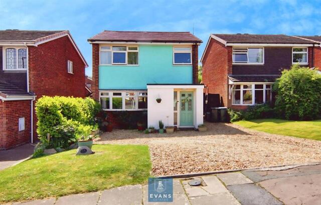 Staverton Close, Mount Nod, 3 Bedroom Detached