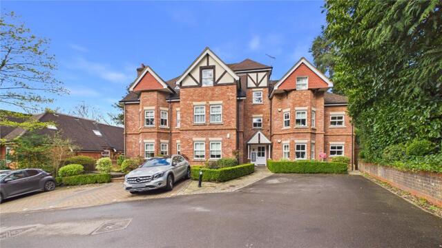 Branksome Park Road, Camberley, 2 Bedroom Flat