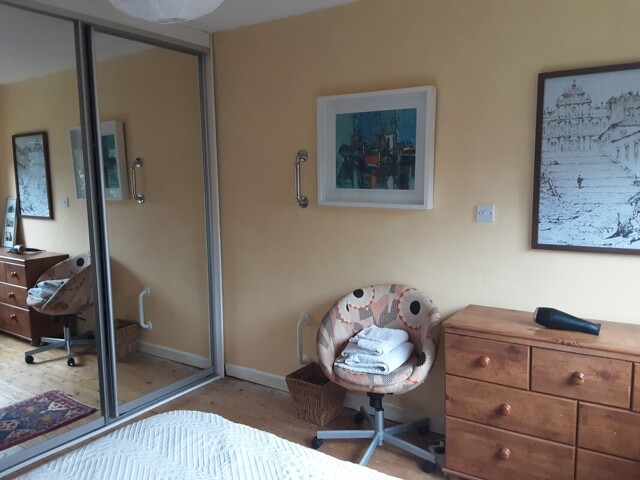 Malahide, Room For Rent