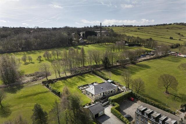 Beaconsfield Road, Clayton, 4 Bedroom Detached