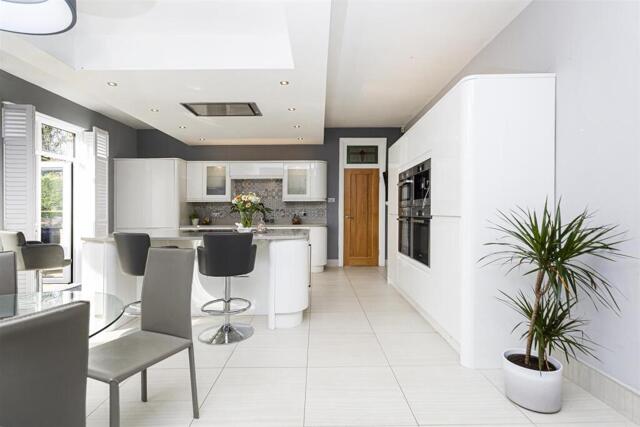 Beaconsfield Road, Clayton, 4 Bedroom Detached