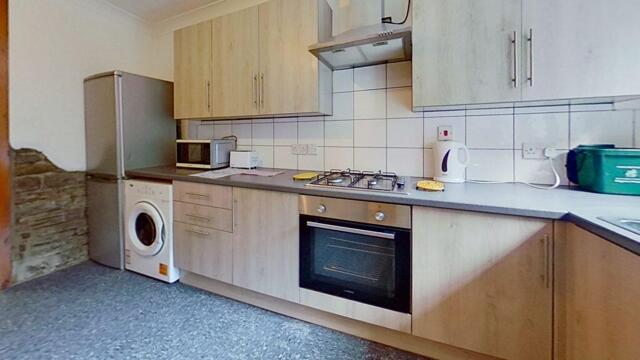 Long Row, Treforest, 5 Bedroom House