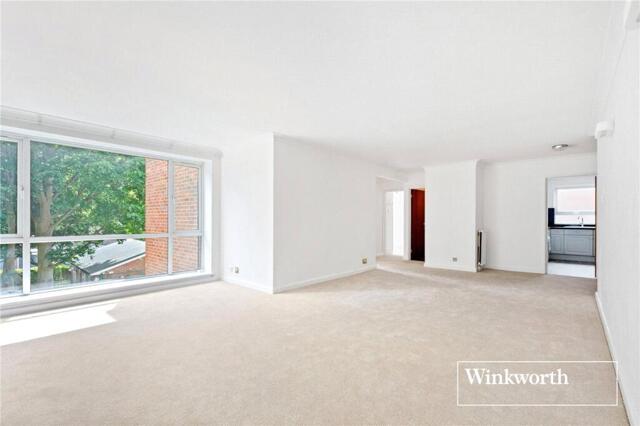 Hendon Lane, Finchley, 3 Bedroom Apartment