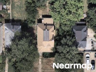 Nicholas St, Omaha, Preforeclosure Single-family Home