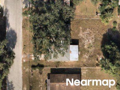 Rd St Ne, Winter Haven, Preforeclosure Single-family Home