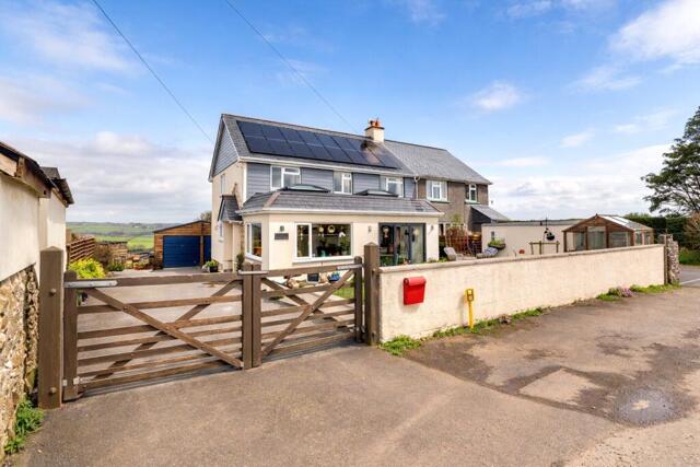 Buckland Brewer, Tower View, Bideford, 4 Bedroom Semi-detached