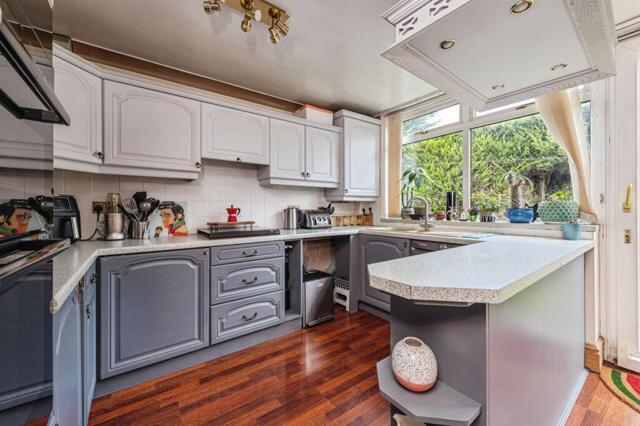 Norwood Drive, Birstall, 3 Bedroom Detached