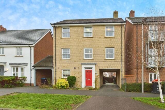 Bonaire Grange, Bletchley, 5 Bedroom Detached