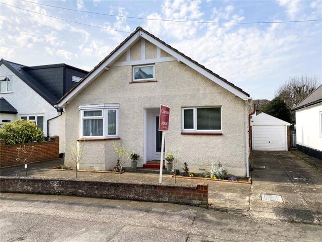 Dale Road, Walton-on-thames, 2 Bedroom Detached