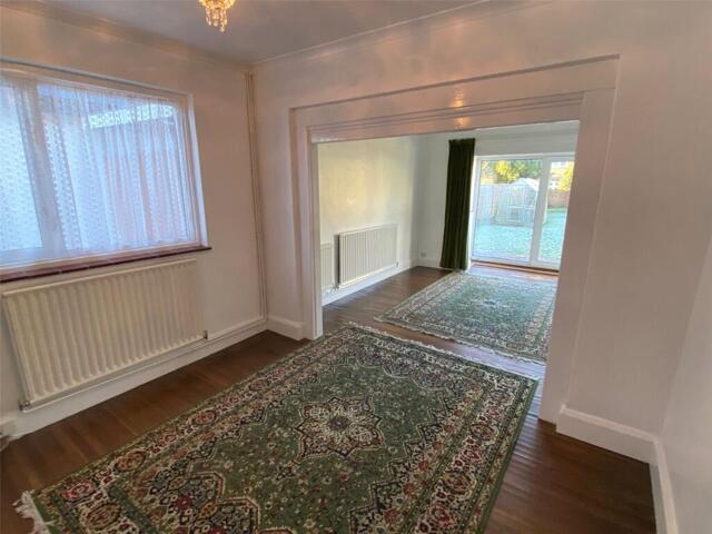 Dale Road, Walton-on-thames, 2 Bedroom Detached