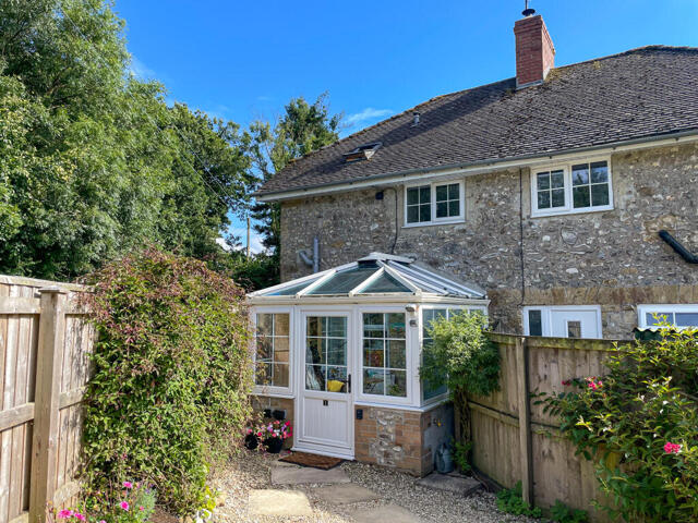 Musbury, Trinity Hill Road, Axminster, 2 Bedroom Semi-detached
