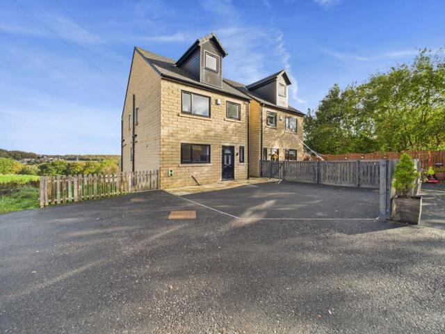 Horley Green Road, Claremount, 4 Bedroom Detached