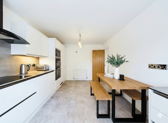 Horley Green Road, Claremount, 4 Bedroom Detached