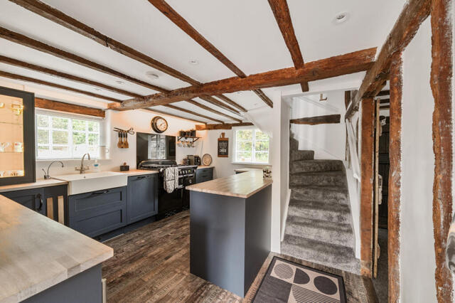 The Street, West Clandon, 3 Bedroom Semi-detached