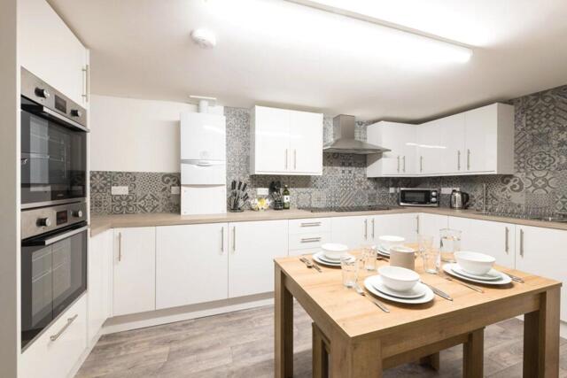Milton Road, Swindon, 10 Bedroom Terraced