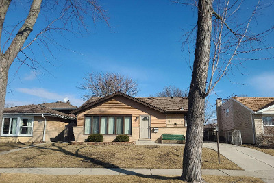 W Park Ave, Niles, Preforeclosure Single-family Home
