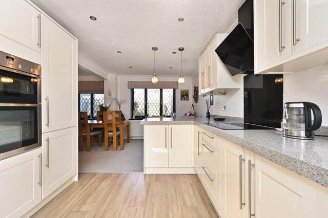 Greenacres Drive, Hailsham, 4 Bedroom Detached