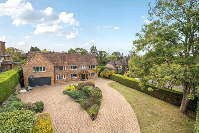 Mill Lane, Gerrards Cross, 6 Bedroom Detached