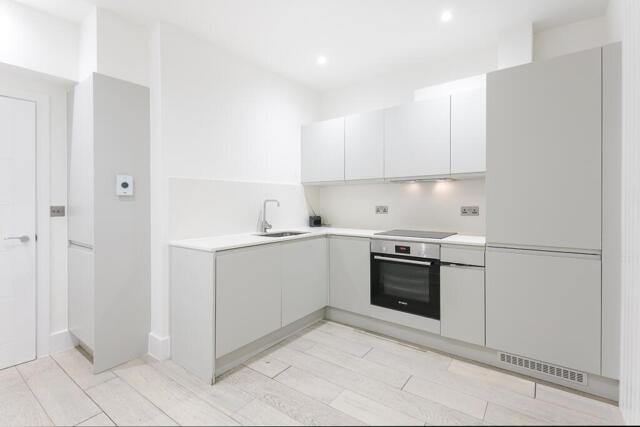 St Julians Farm Road, West Norwood, 1 Bedroom Flat