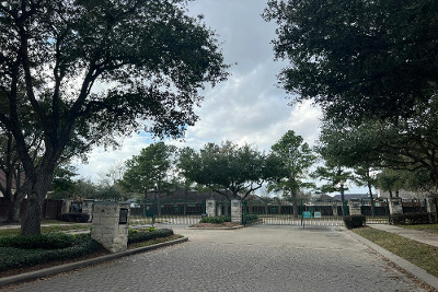 Silverado Trace Dr, Houston, Preforeclosure Single-family Home