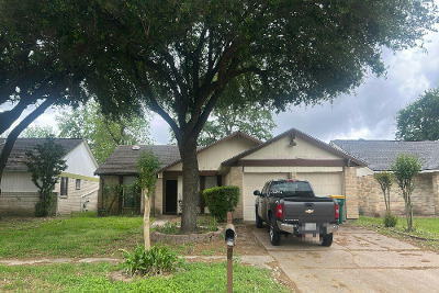 Fairview Forest Dr, Houston, Preforeclosure Single-family Home