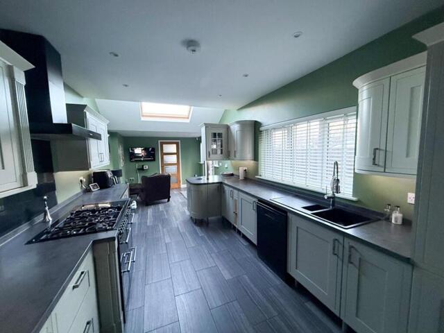 Griffithstown, Greenhill Road, Pontypool, 3 Bedroom Semi-detached