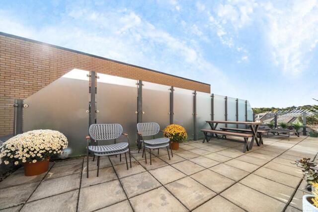 Apple Yard, Anerley, 3 Bedroom Flat