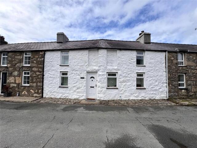 Nefyn, Stryd Y Llan, Pwllheli, 3 Bedroom Terraced