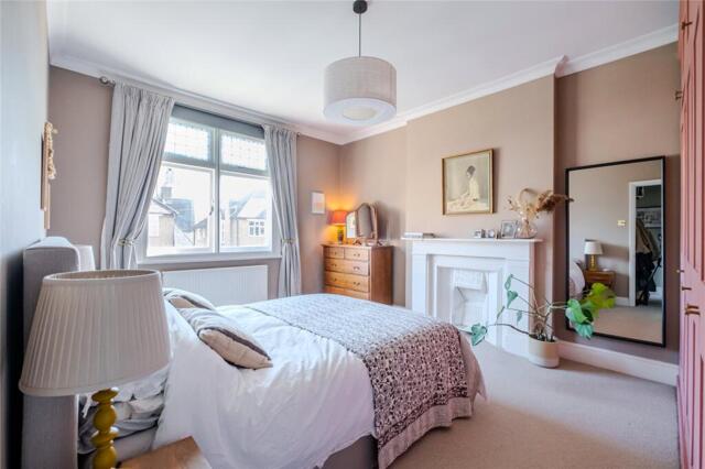 Westwell Road, London, 2 Bedroom Apartment