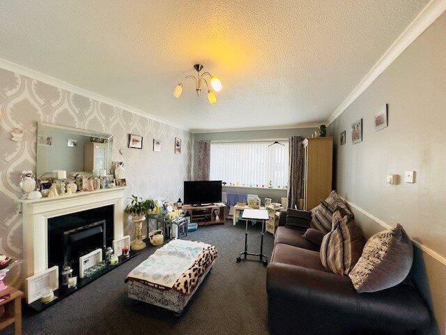 Marton-in-cleveland, Riversway, Middlesbrough, 6 Bedroom Detached