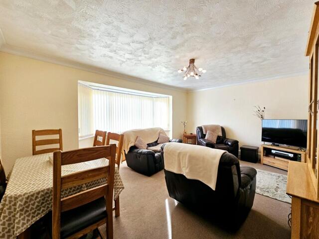 Rokeby Manor, Stepney Road, 2 Bedroom Flat