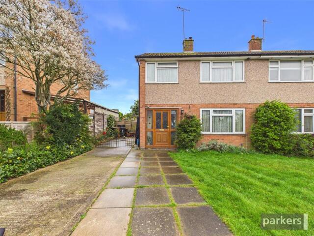 Twyford, Longfield Road, Reading, 3 Bedroom Semi-detached
