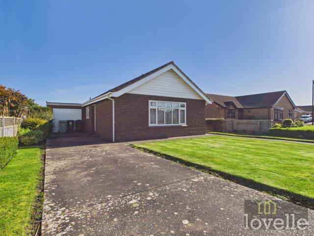 Sandilands Close, Sandilands, 2 Bedroom Detached