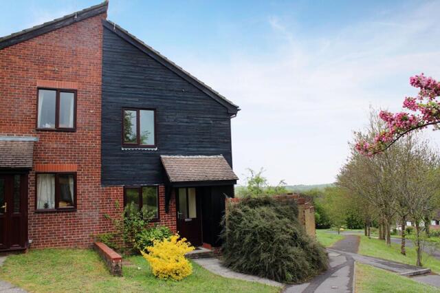 Ashbarn Crescent, Winchester, 1 Bedroom Semi-detached