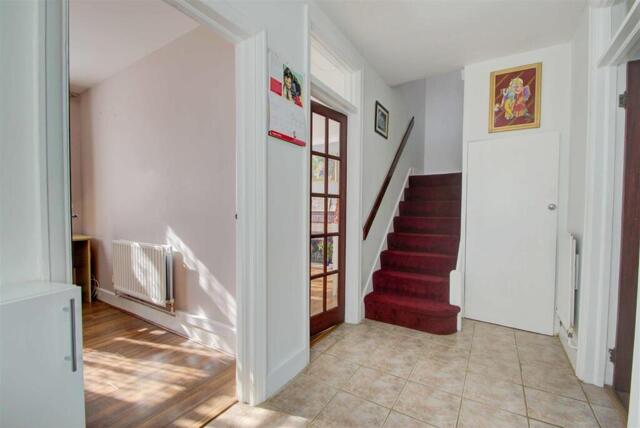 Denziloe Avenue, Hillingdon, 3 Bedroom Semi-detached