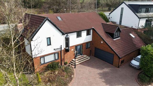 Beaumont House, Bottom O’th Moor, 5 Bedroom Detached