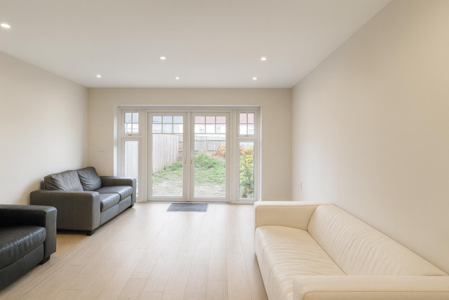 Longwater Avenue, Green Park Village, 4 Bedroom Semi-detached