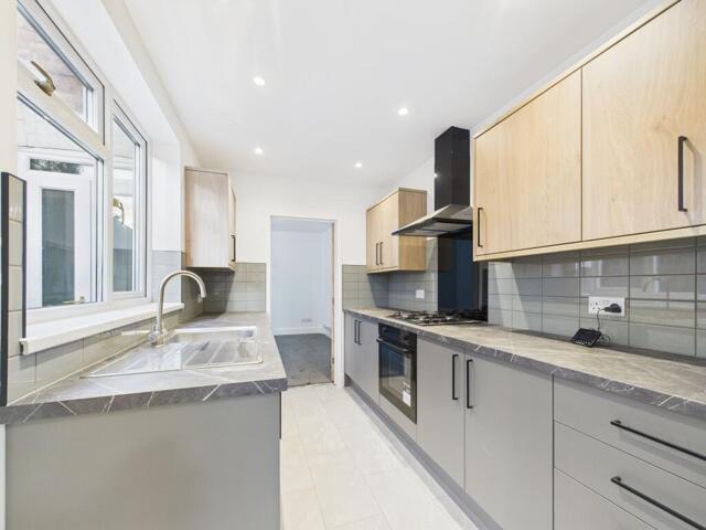 Cavendish Street, Peterborough, 4 Bedroom Terraced