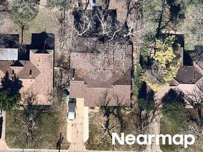 Crescent St, Denton, Preforeclosure Single-family Home