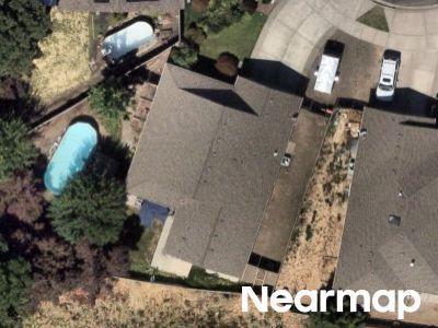Mallard Ln, Medford, Preforeclosure Single-family Home