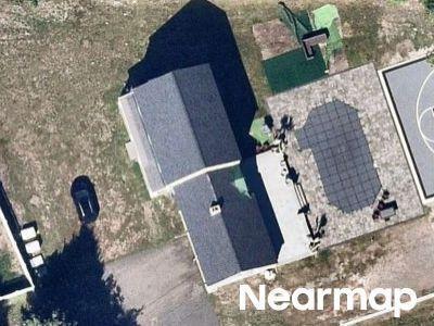 Maple Ave, North Haven, Preforeclosure Single-family Home