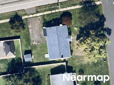 Brussels Ave, Wethersfield, Preforeclosure Single-family Home