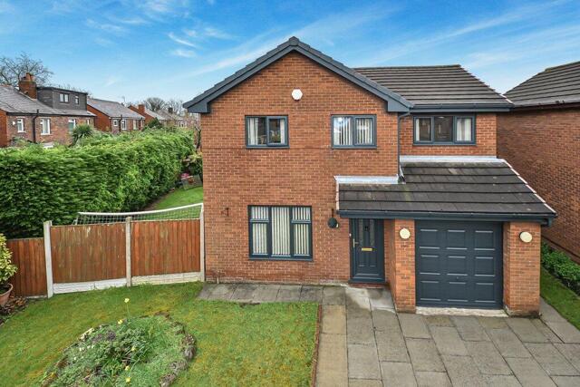 Holdenbrook Close, Leigh, 4 Bedroom Detached