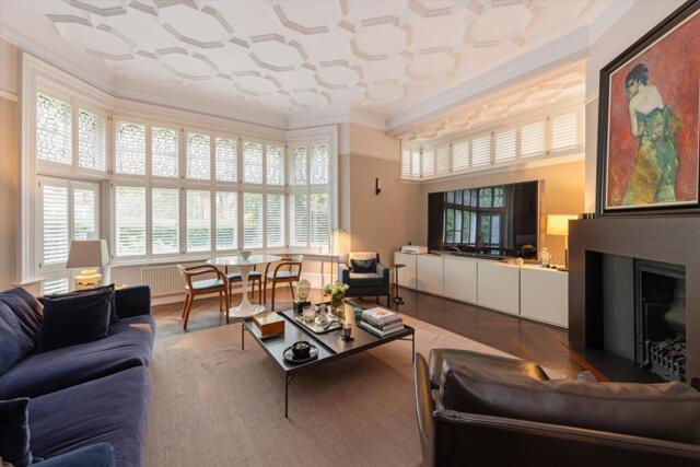 Heath Drive, London, 2 Bedroom Flat