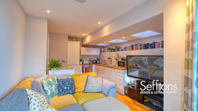 Skipper House,  Ber Street, 1 Bedroom Flat