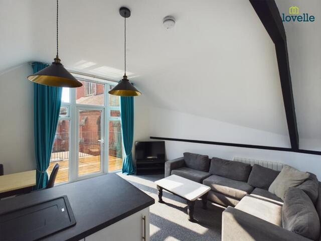 Cromwell Street, Lincoln, 5 Bedroom Semi-detached