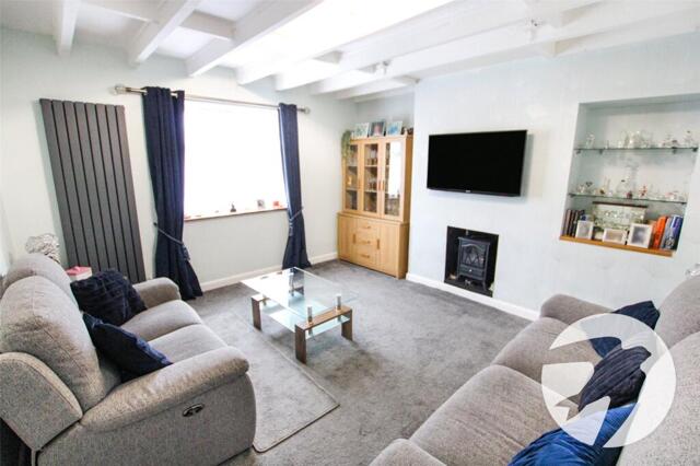 Katherine Gardens, London, 3 Bedroom Terraced