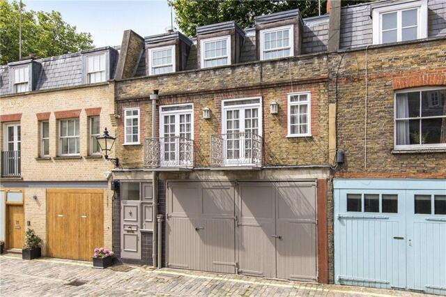 Wigmore Place, London, 3 Bedroom Mews